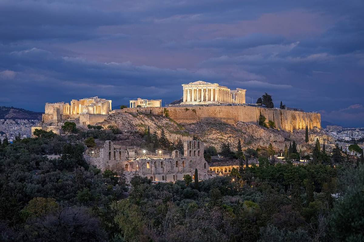 Best Greece tours for groups from Athens